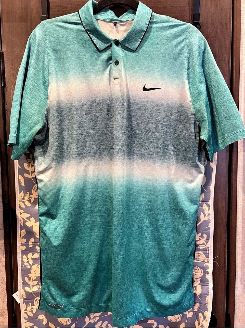 Nike Tiger Woods Collection Ombre Golf Polo Green & White